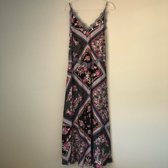 SOLD✨FREE PEOPLE Stevie Printed Spaghetti Maxi Dress - Picture 6 of 7